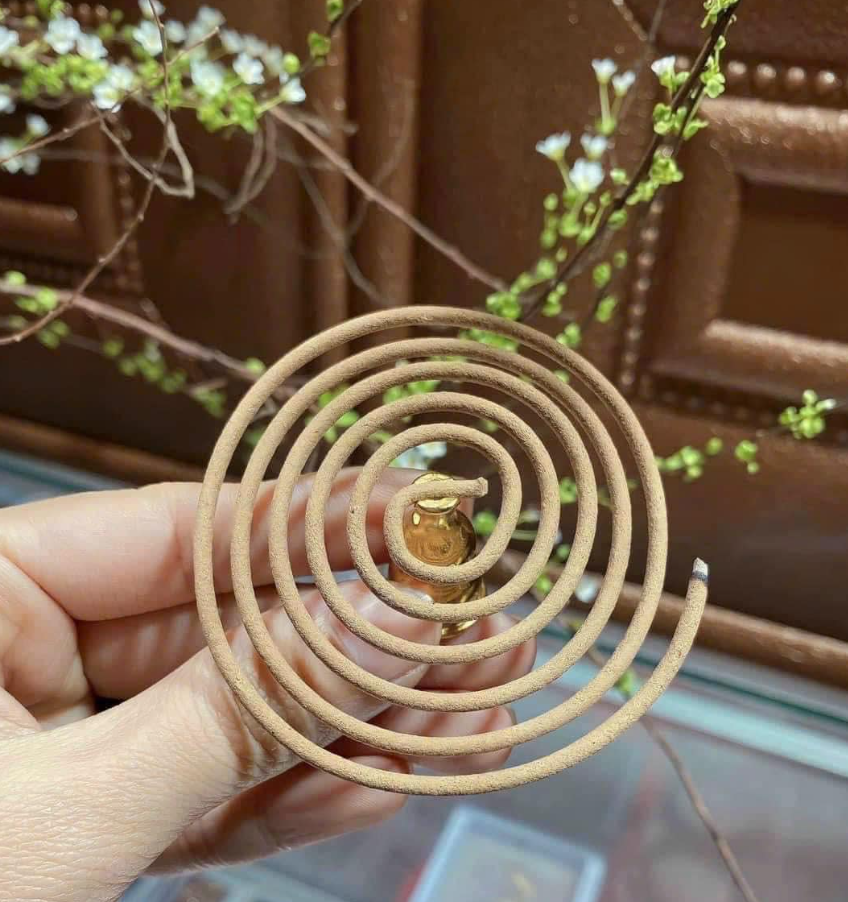 Cách sử dụng nhang trầm Bắc và Nam của đồ thờ Canh Nậu